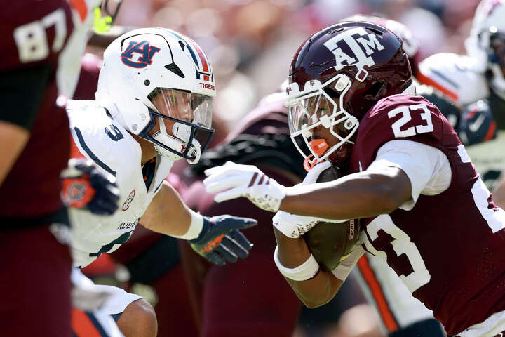 What are the most people to ever see a game at Texas A&M's Kyle Field?
