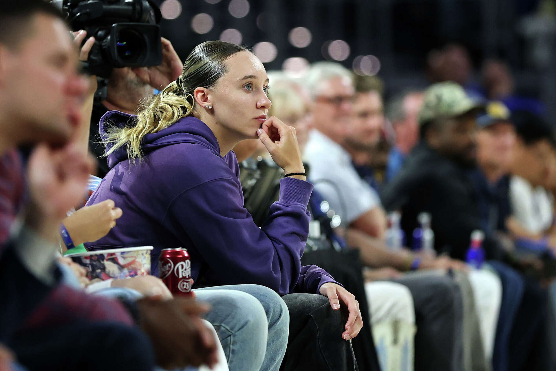 Paige Bueckers at UConn women's basketball season-opener