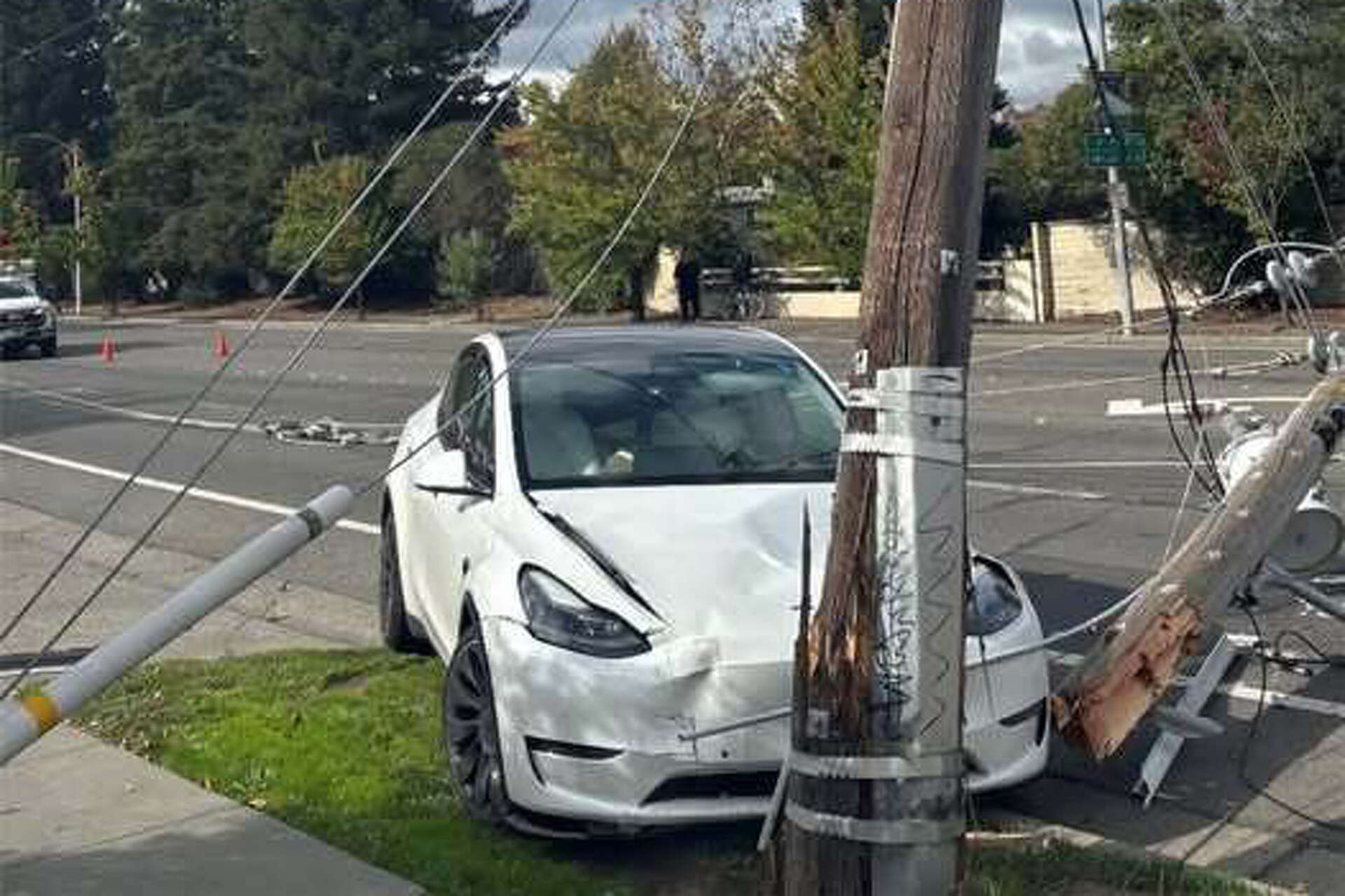 Bay Area power outage blamed on DUI crash into power pole