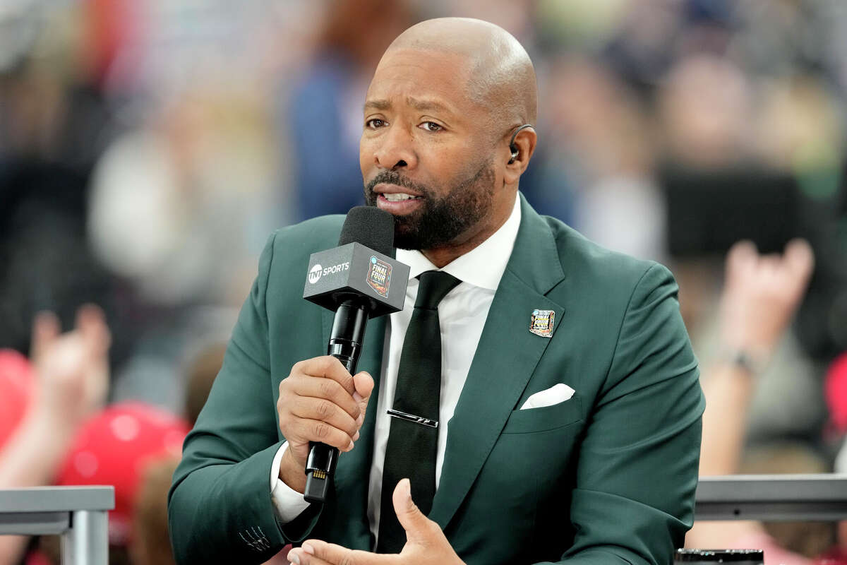 Kenny Smith will now have some additional responsibilities with the Worldwide Leader. 
