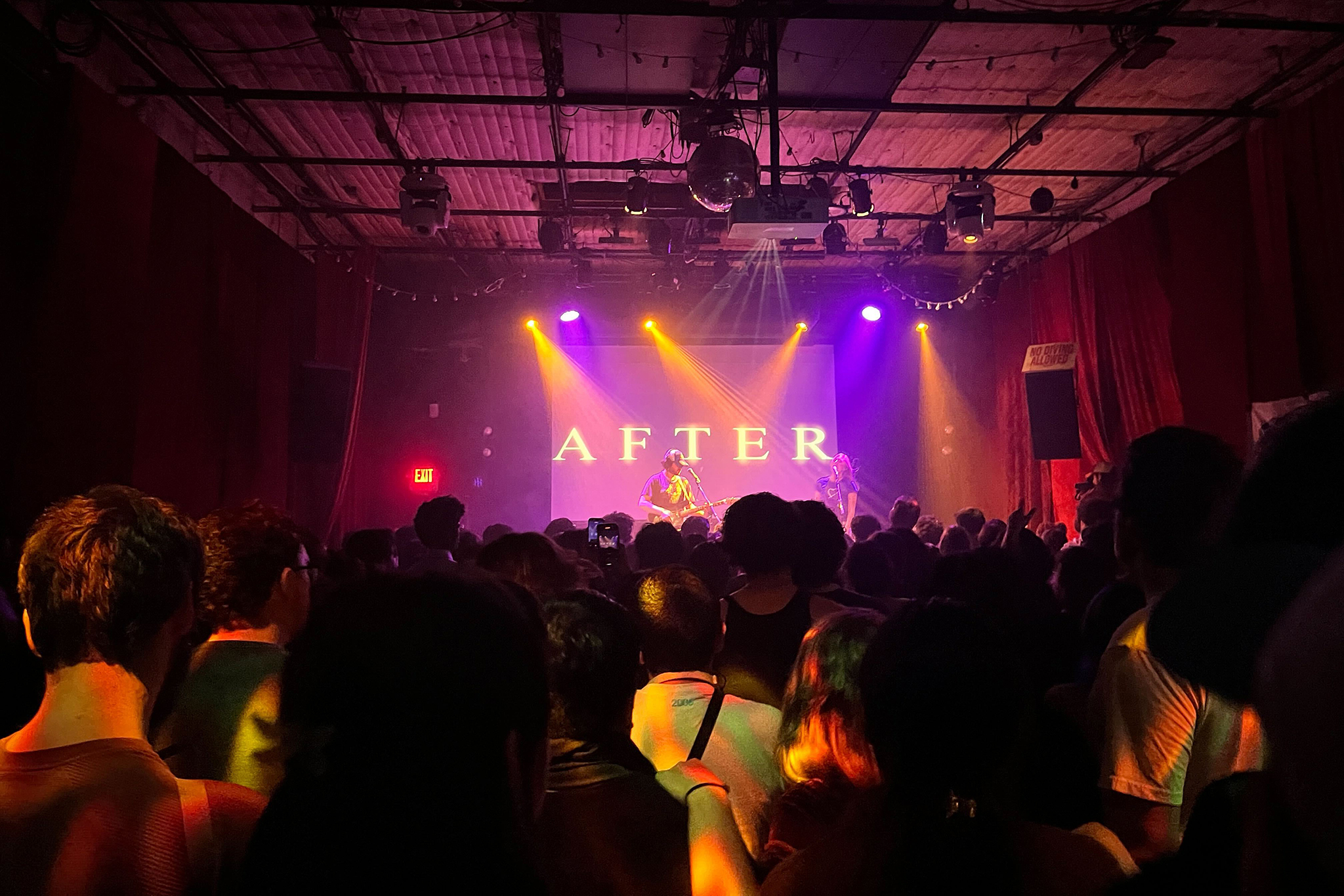 San Francisco hits peak Y2K at sold-out show