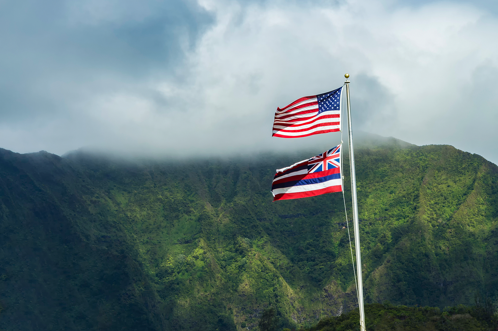 Hawaii homeowners association bans Hawaiian flags