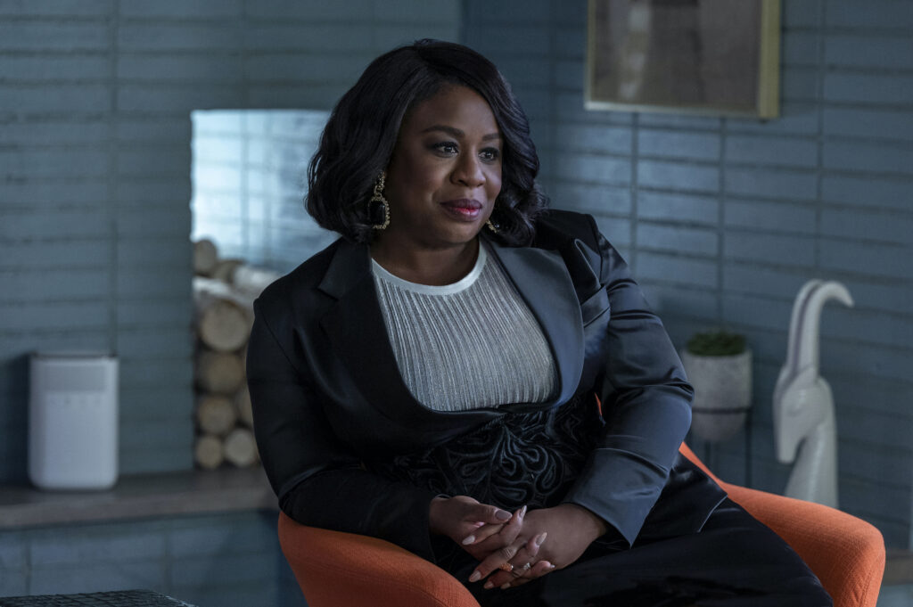 Therapy after mom's death helps inform Uzo Aduba's doctor role in(02)