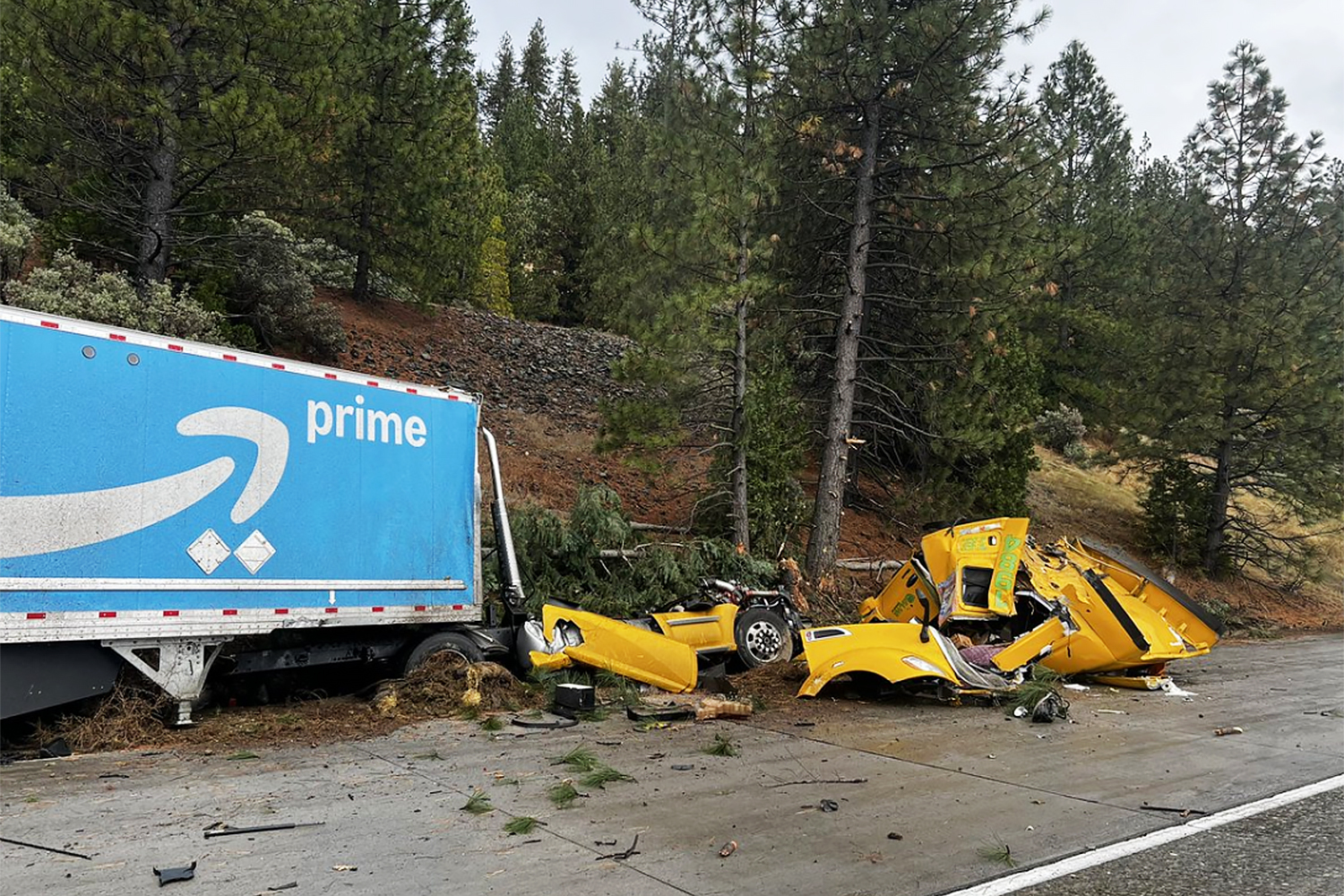 I-80 closed in both directions near Tahoe after Amazon truck crash