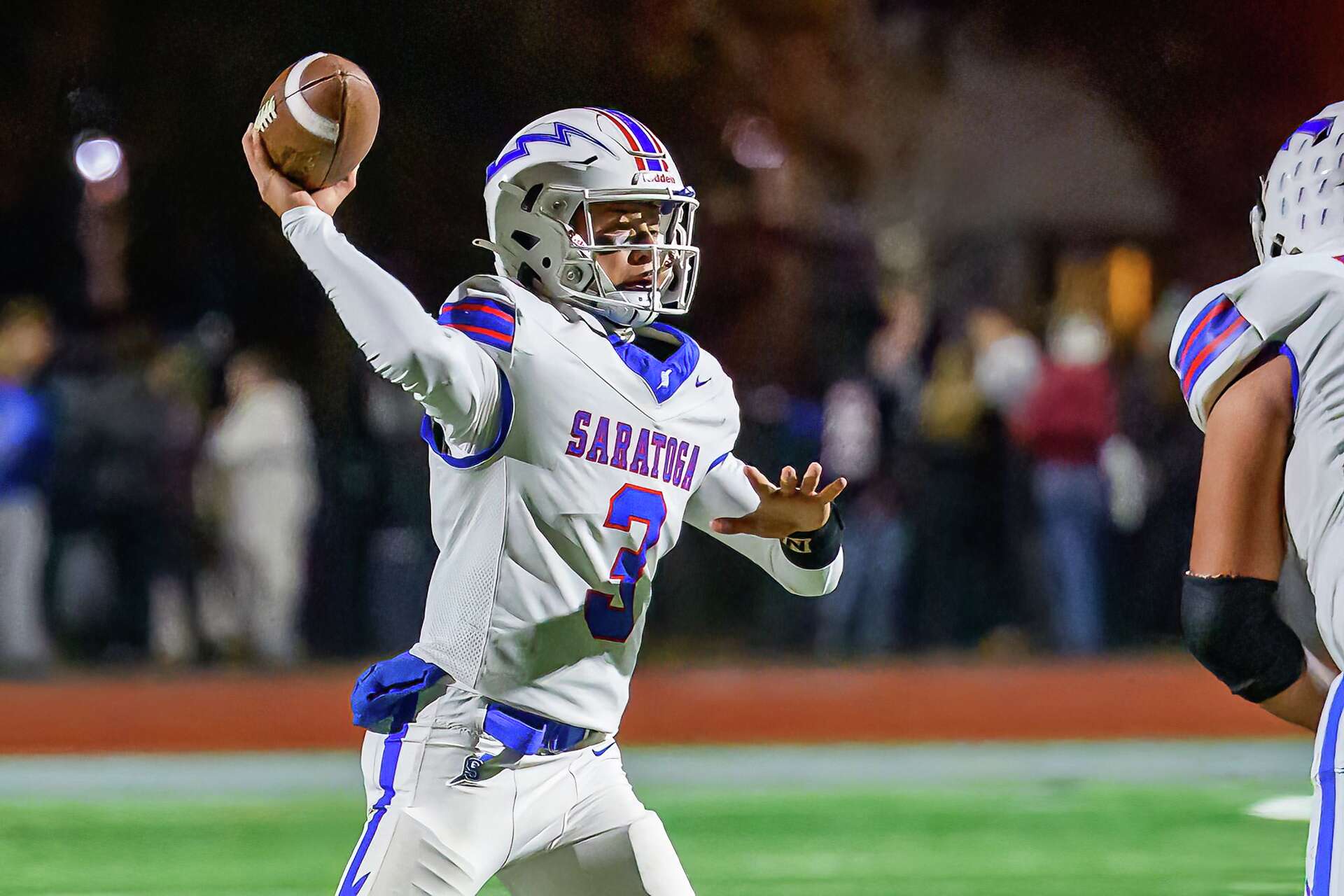 Saratoga upsets Shen, clinches Class AA Super Bowl berth