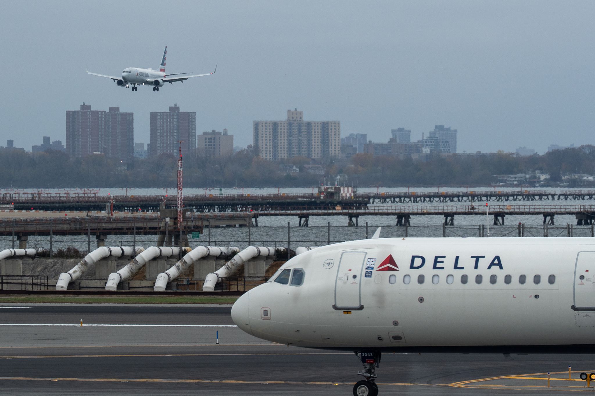 longest-us-government-shutdown-cost-delta-air-lines-200-million
