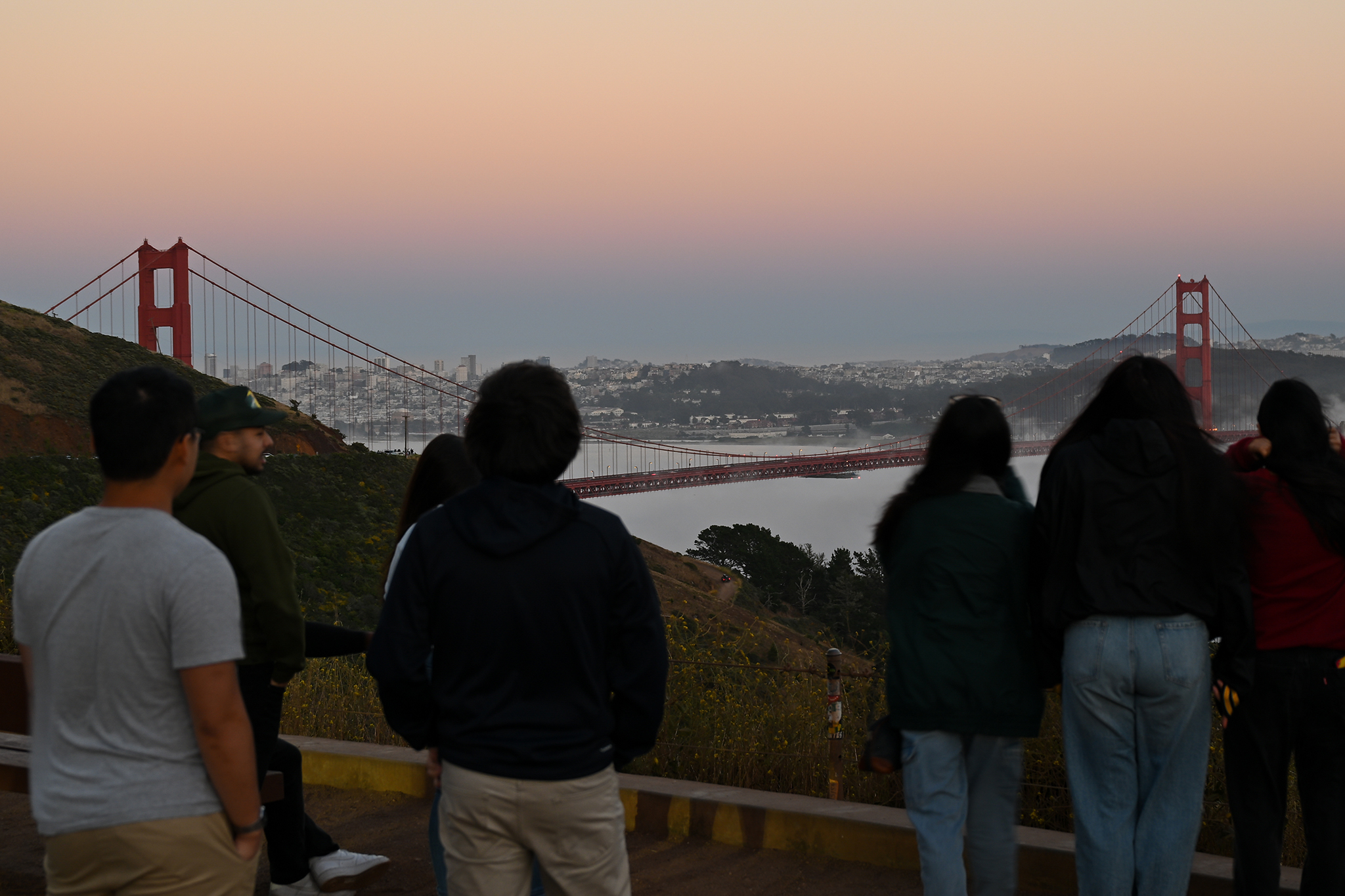Stabbing at Bay Area tourist landmark leaves one injured