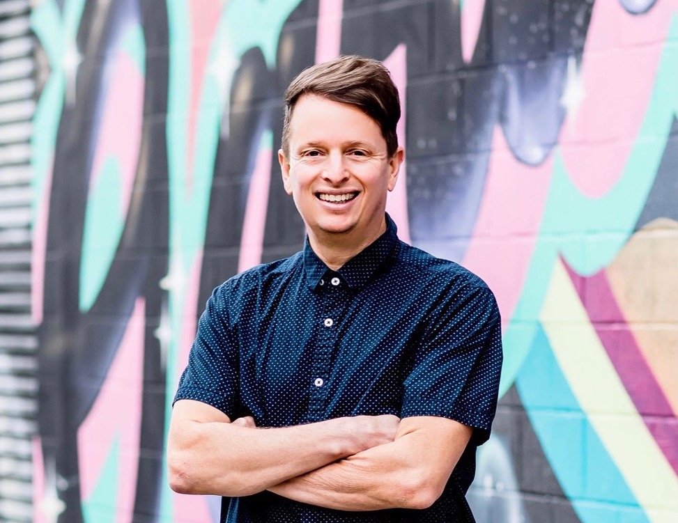 Aaron Axelsen to lead Flood FM and provide a digital lineup of indie ...