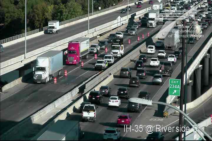 Mondays are not Texas' worst traffic days, new report shows