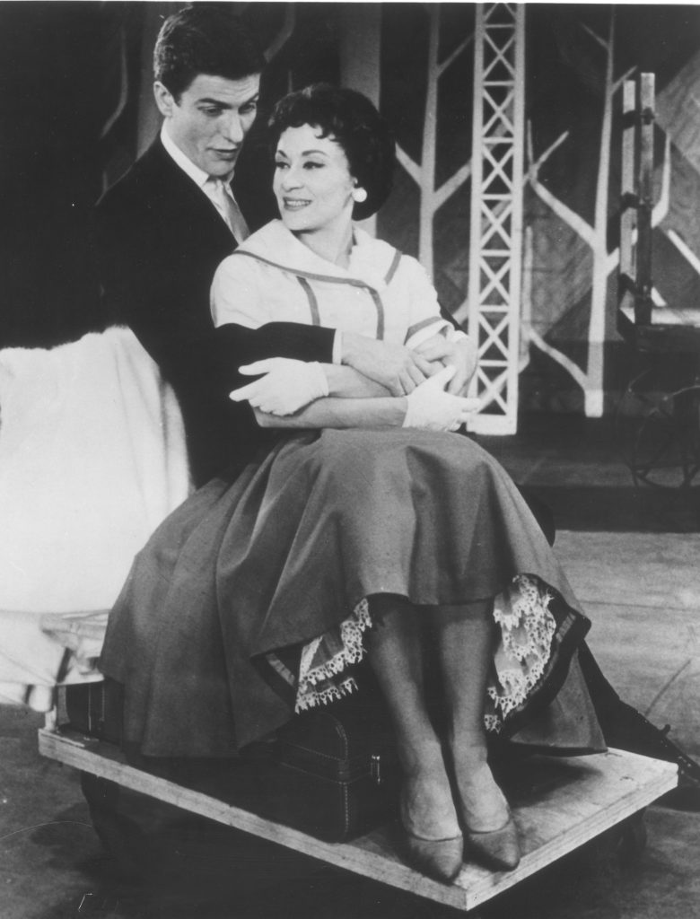 Broadway legend Chita Rivera still has that razzle-dazzle at 85, image size:780x1024