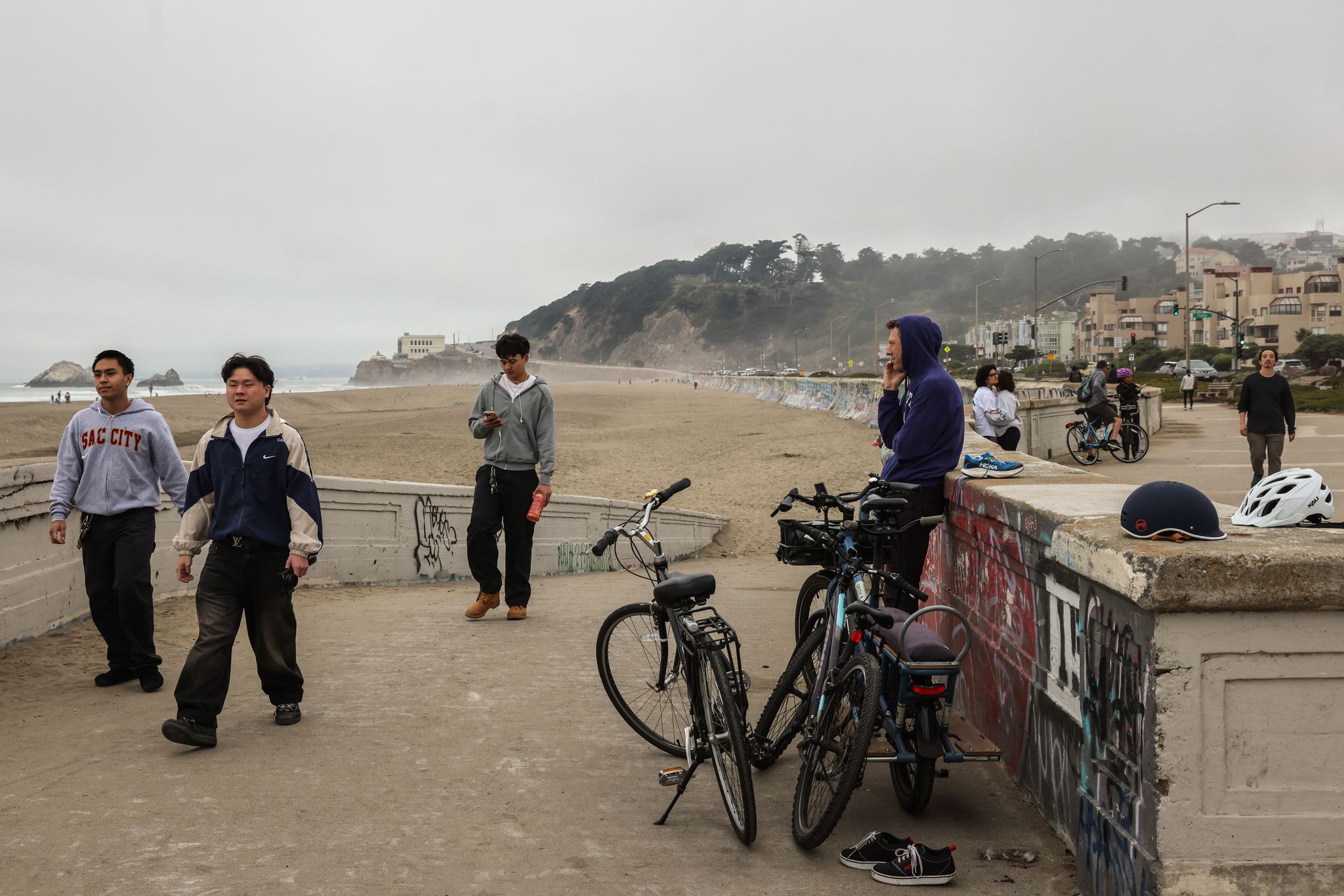 Ocean Beach bonfires are a teen ritual. After a shooting, S.F. parents ...