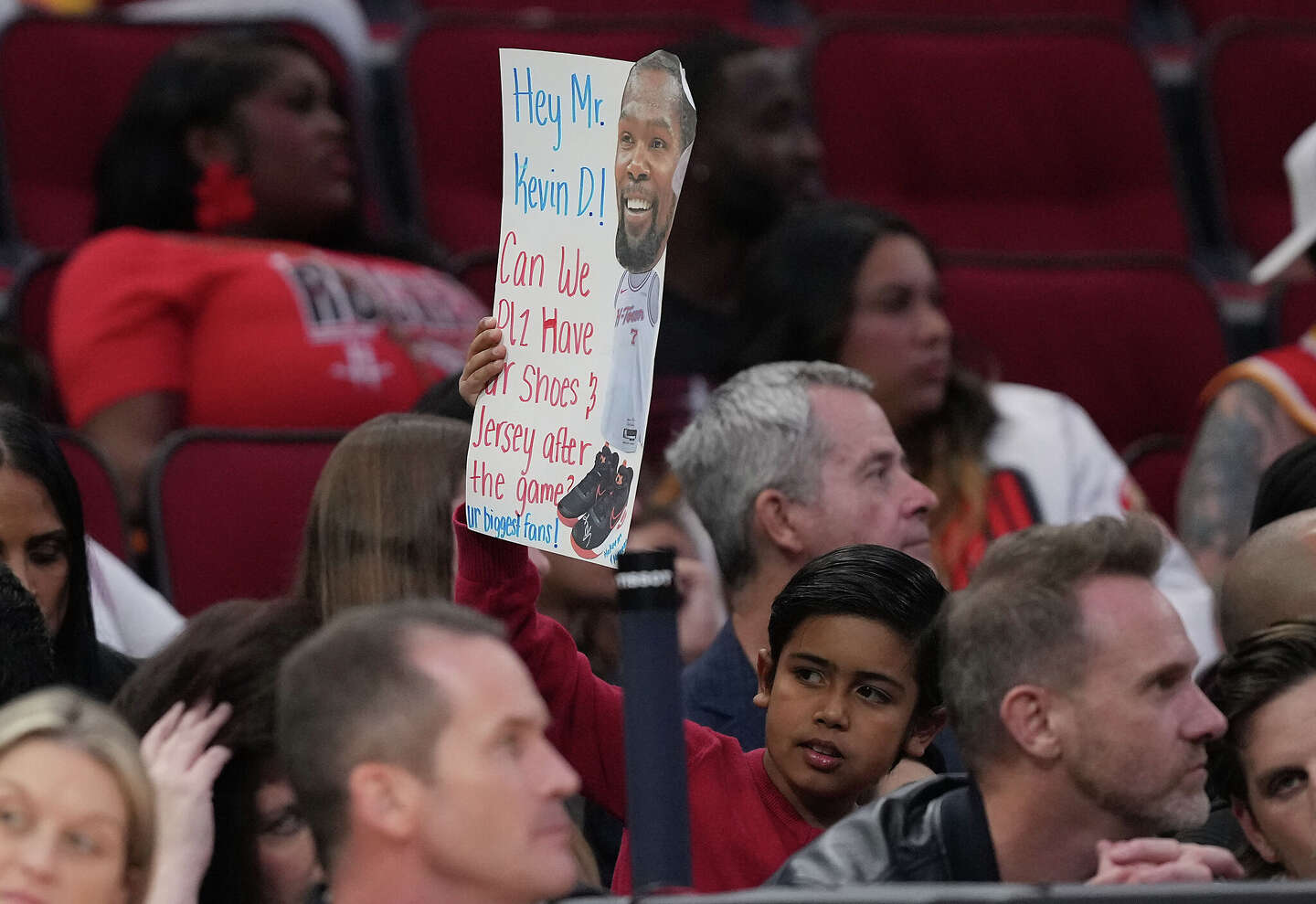 Houston Rockets: Reed Sheppard's confidence, role growing