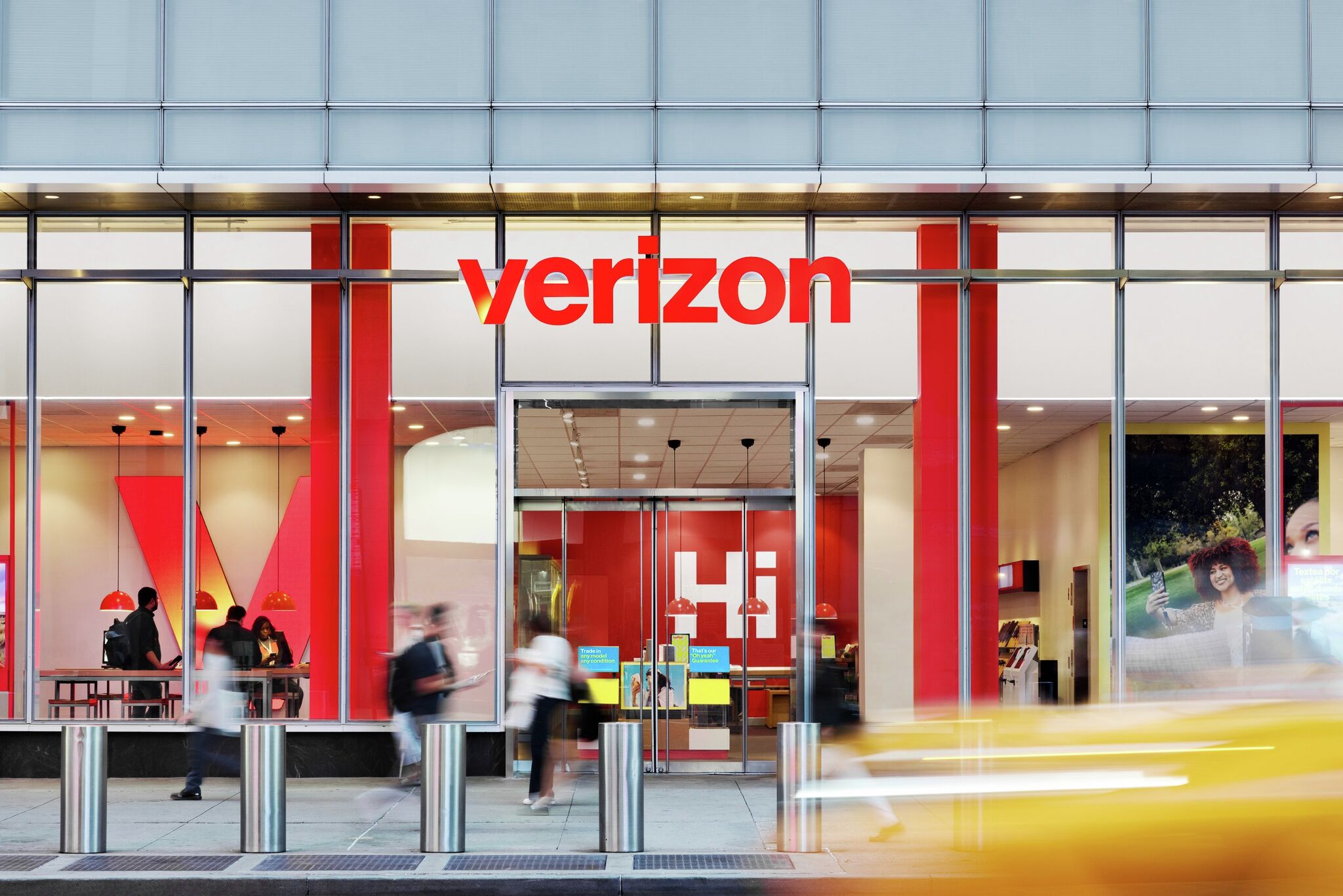 Verizon to cut up to 20,000 jobs in one of the largest tech layoffs ever