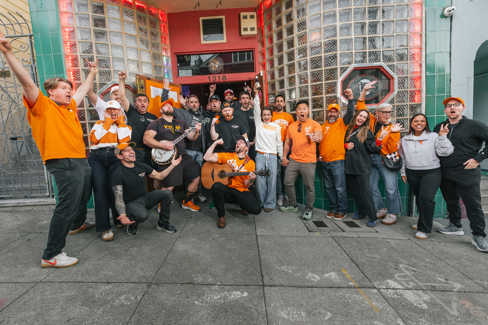 At one SF bar, they've been obsessed with the new Giants manager for years