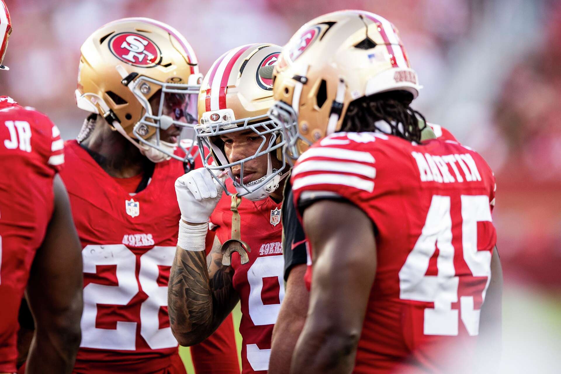 How 49ers players skirt NFL rule against smelling salts on game day