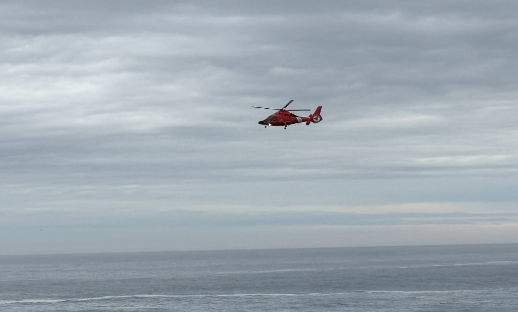 Man dead, girl, 5, missing after being swept by waves off Calif. beach