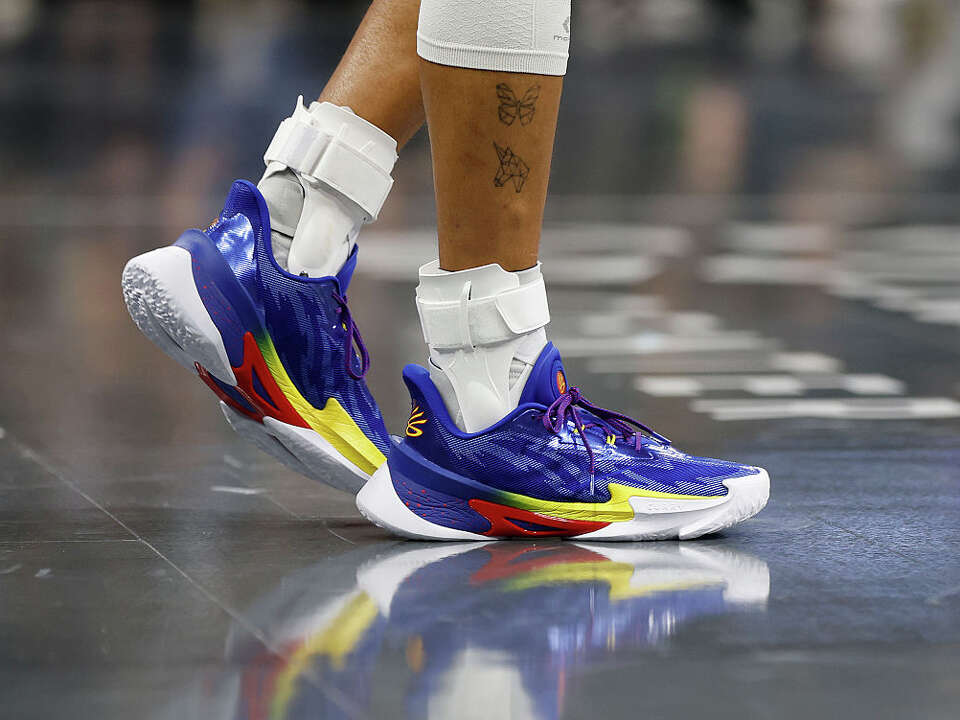 curry game shoes