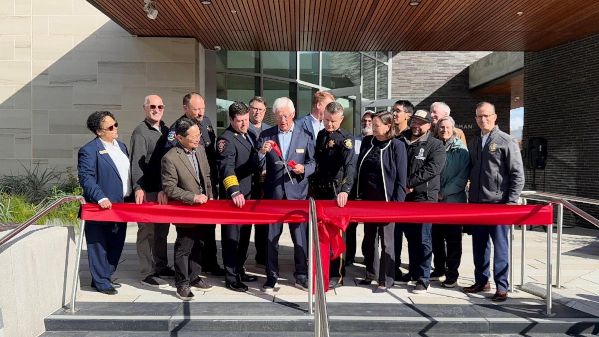 Palo Alto: City Welcomes New Public Safety Building