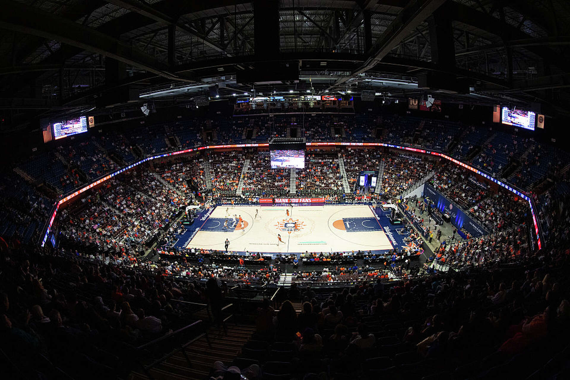 Deal with Mohegan to keep WNBA CT Sun from moving is nearly dead