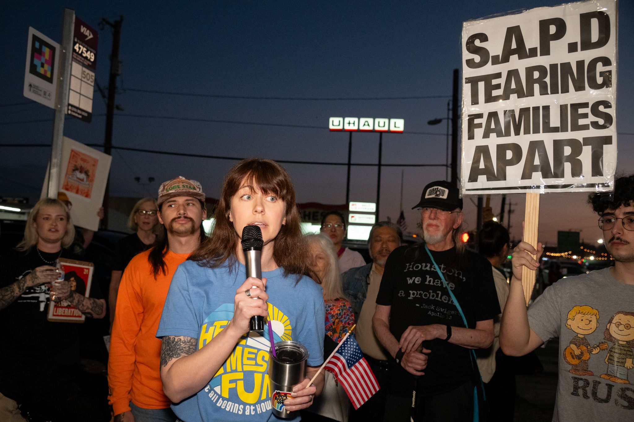 ICE-Razzia im Tren de Aragua in San Antonio: Behörden veröffentlichen ...