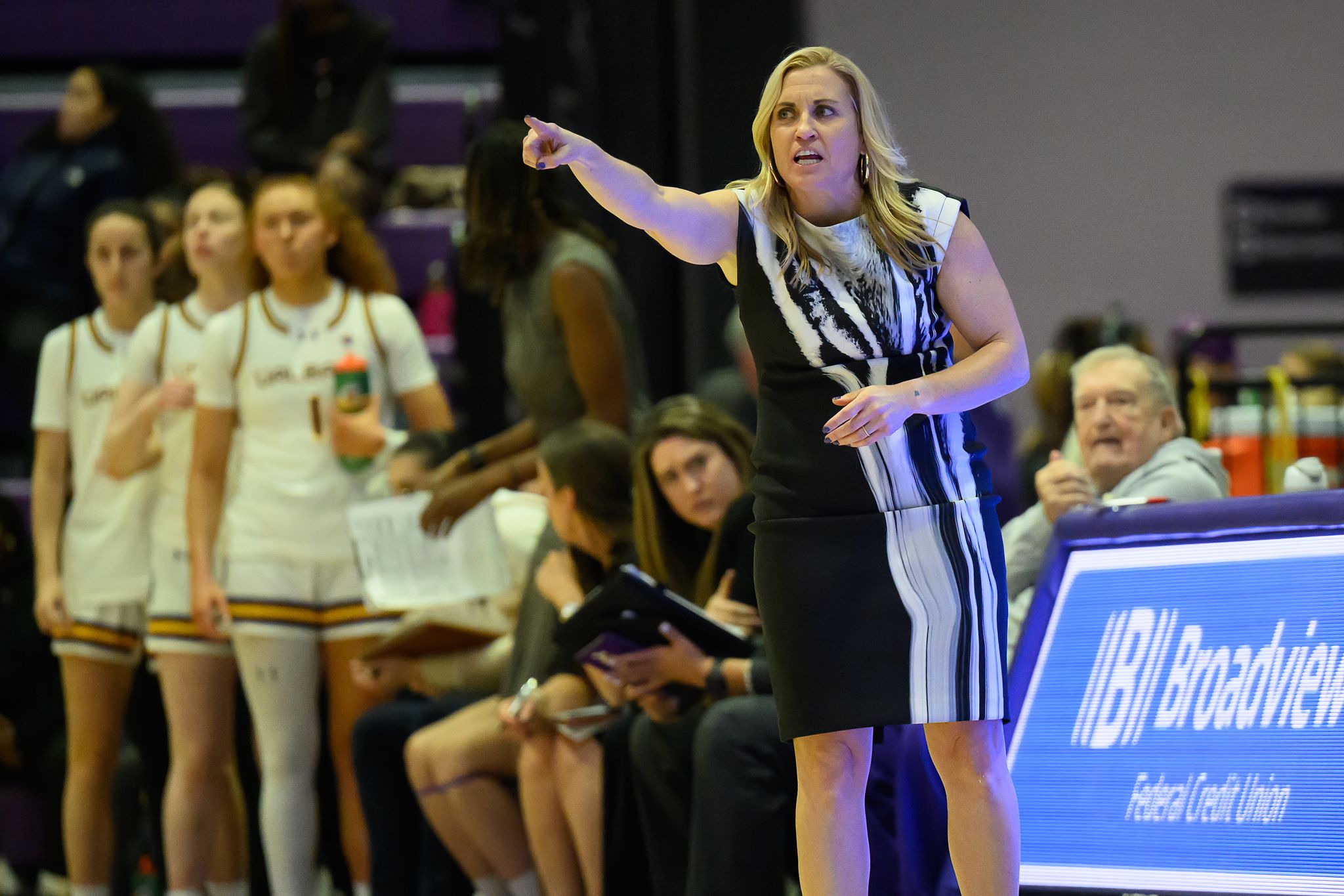 Vermont beats UAlbany in America East women's basketball playoffs