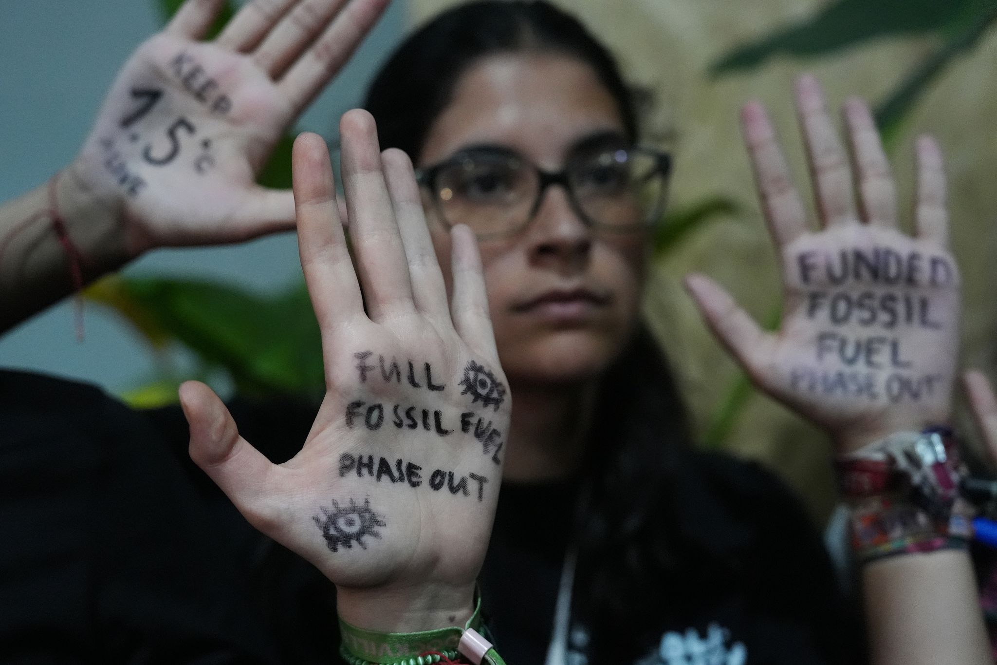 chron.com - SETH BORENSTEIN, MELINA WALLING and ANTON L. DELGADO - Negotiators at UN climate talks split over when and how to phaseout use oil, gas and coal