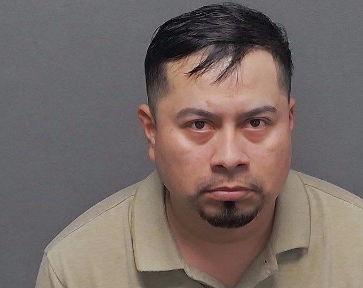 Alleged human smuggling sting leads to 3 arrests overnight