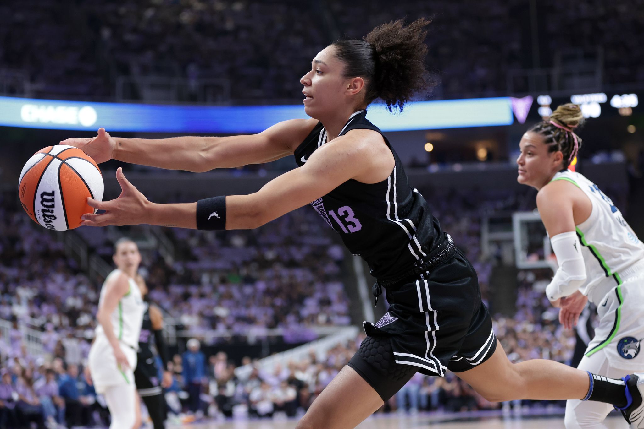 sfchronicle.com - Marisa Ingemi - Valkyries' Janelle Salaun to join Project B, controversial startup league