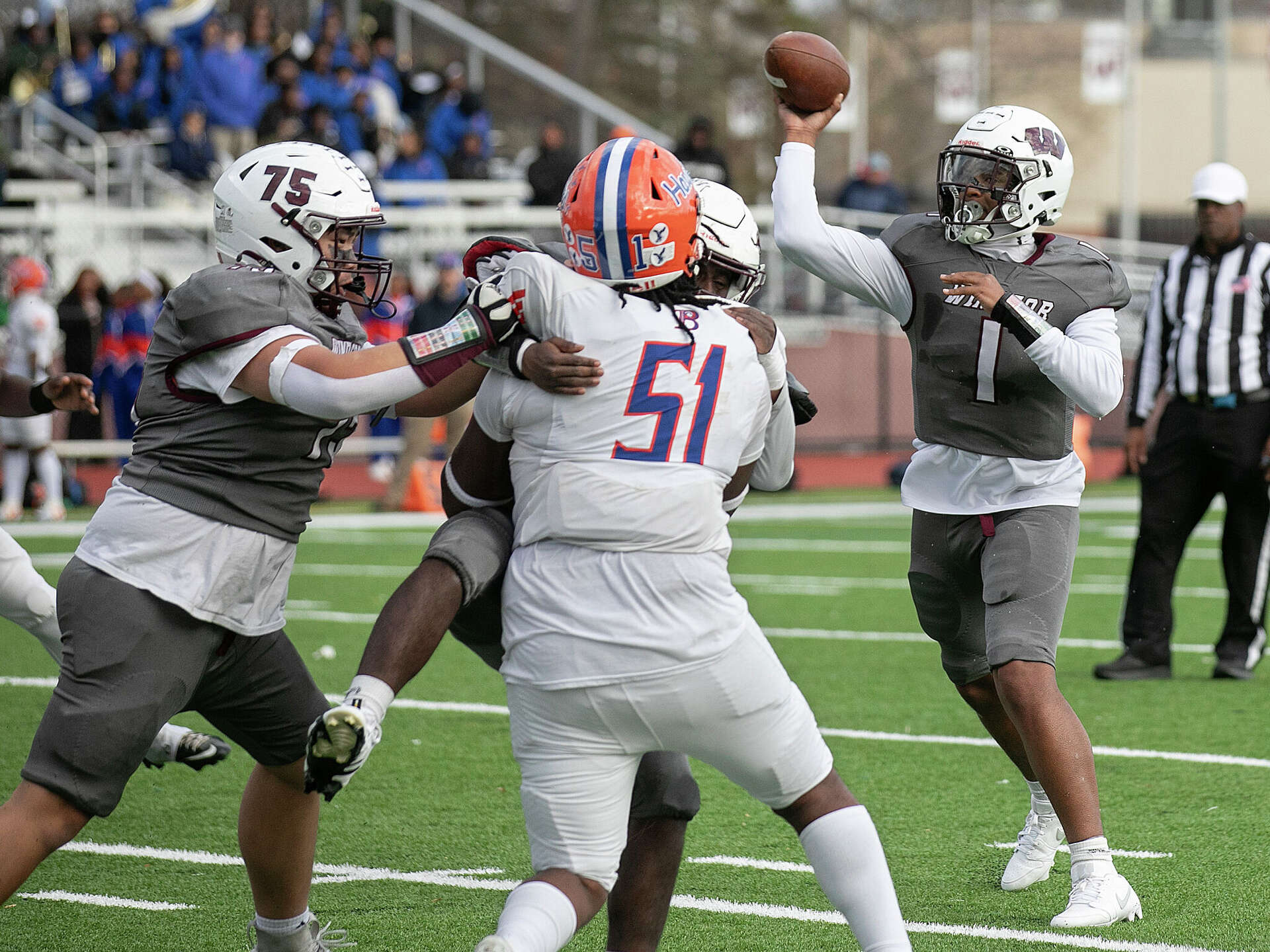 Windsor football's AJ Robinson sets CIAC record, earns Gatorade honor, image size:1920x1440