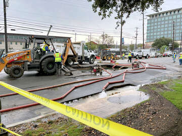 Water leak affecting Broadway north of downtown, SAWS says