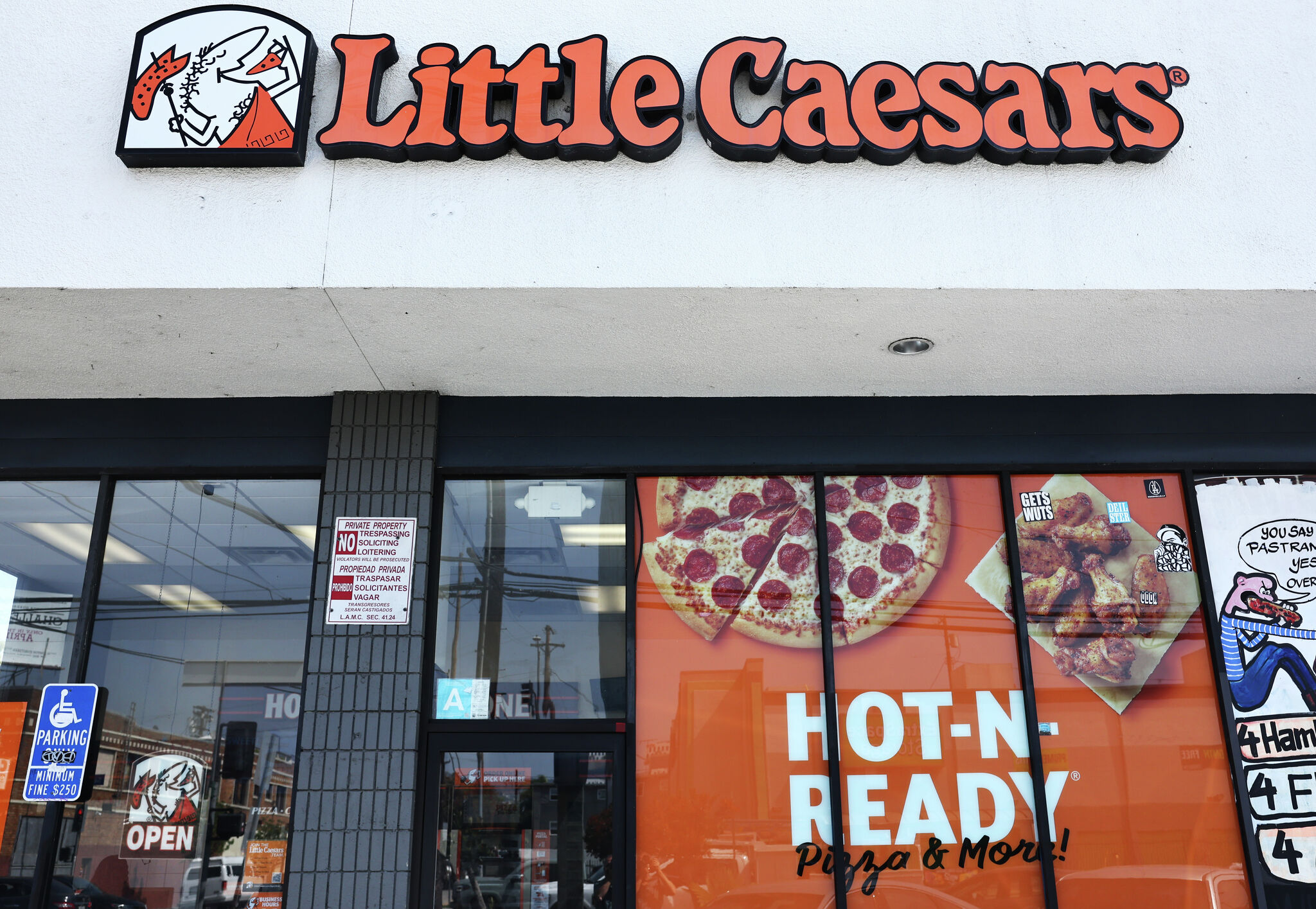 Bay Area downtown that banned chains accidentally approves Little Caesars