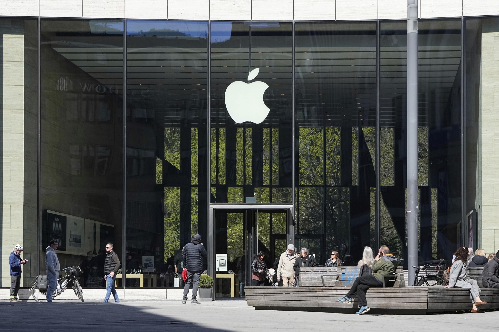 Apple's Secret Layoffs: What's Really Happening With Their Sales Teams?