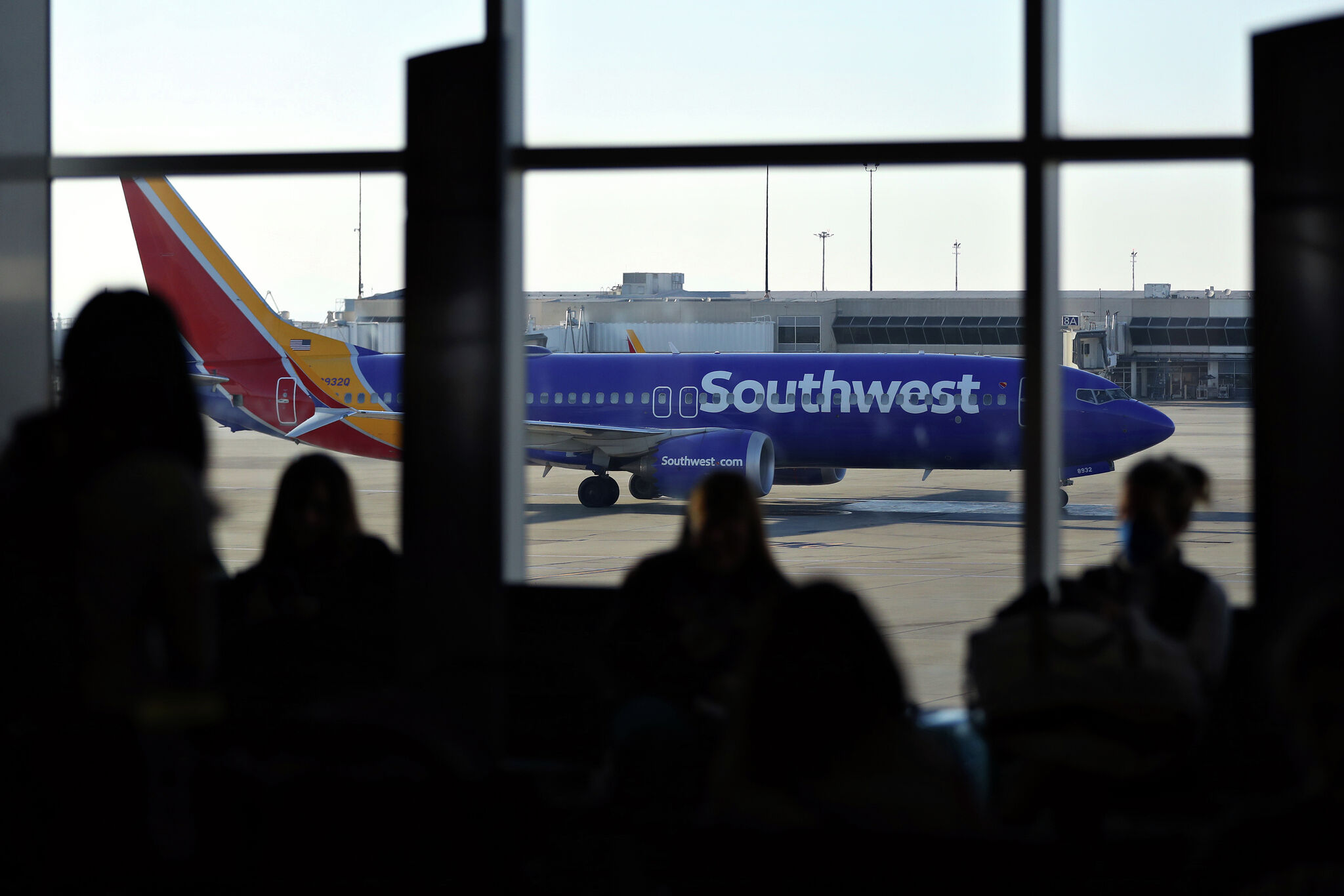 sfchronicle.com - Kate Talerico - Southwest dominates Oakland's airport. What does the airline's pullback mean for flyers?