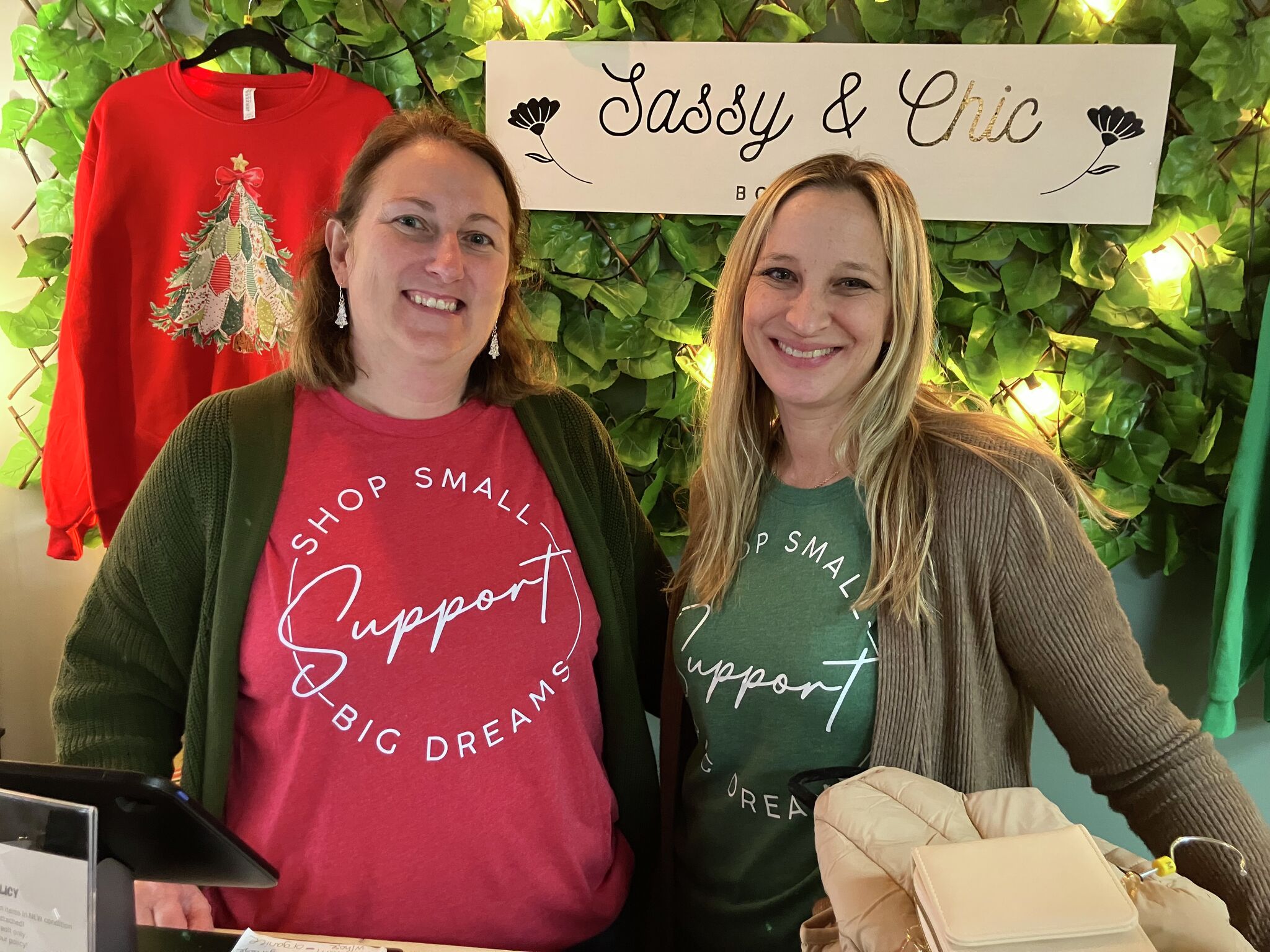 Small Business Saturday draws steady crowds to downtown Midland