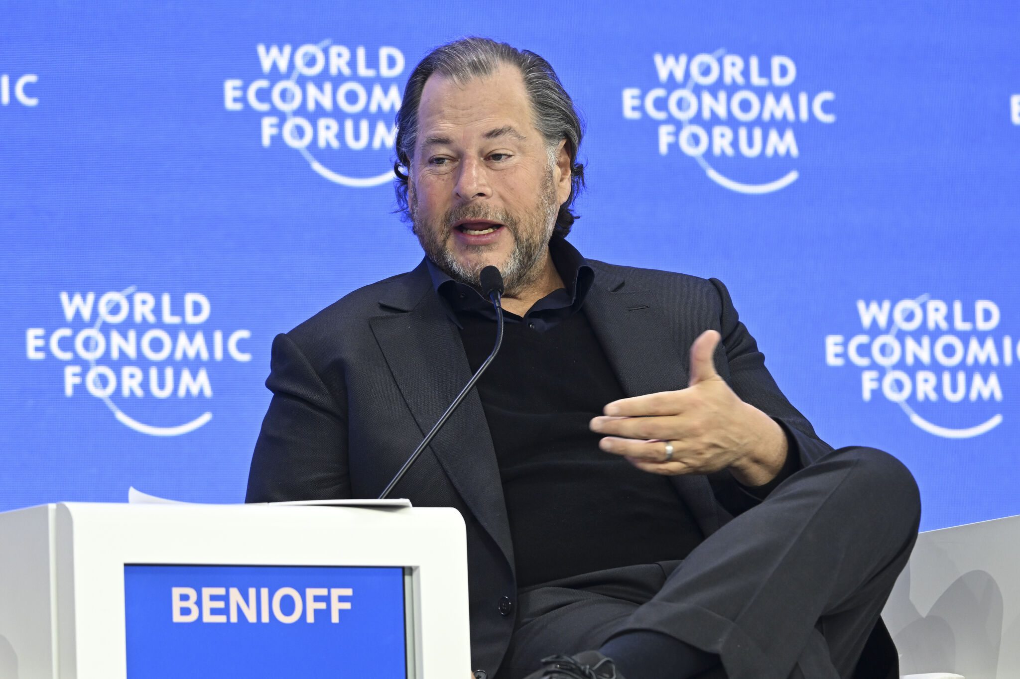 Marc Benioff joins wild hallucinogenic mushroom livestream