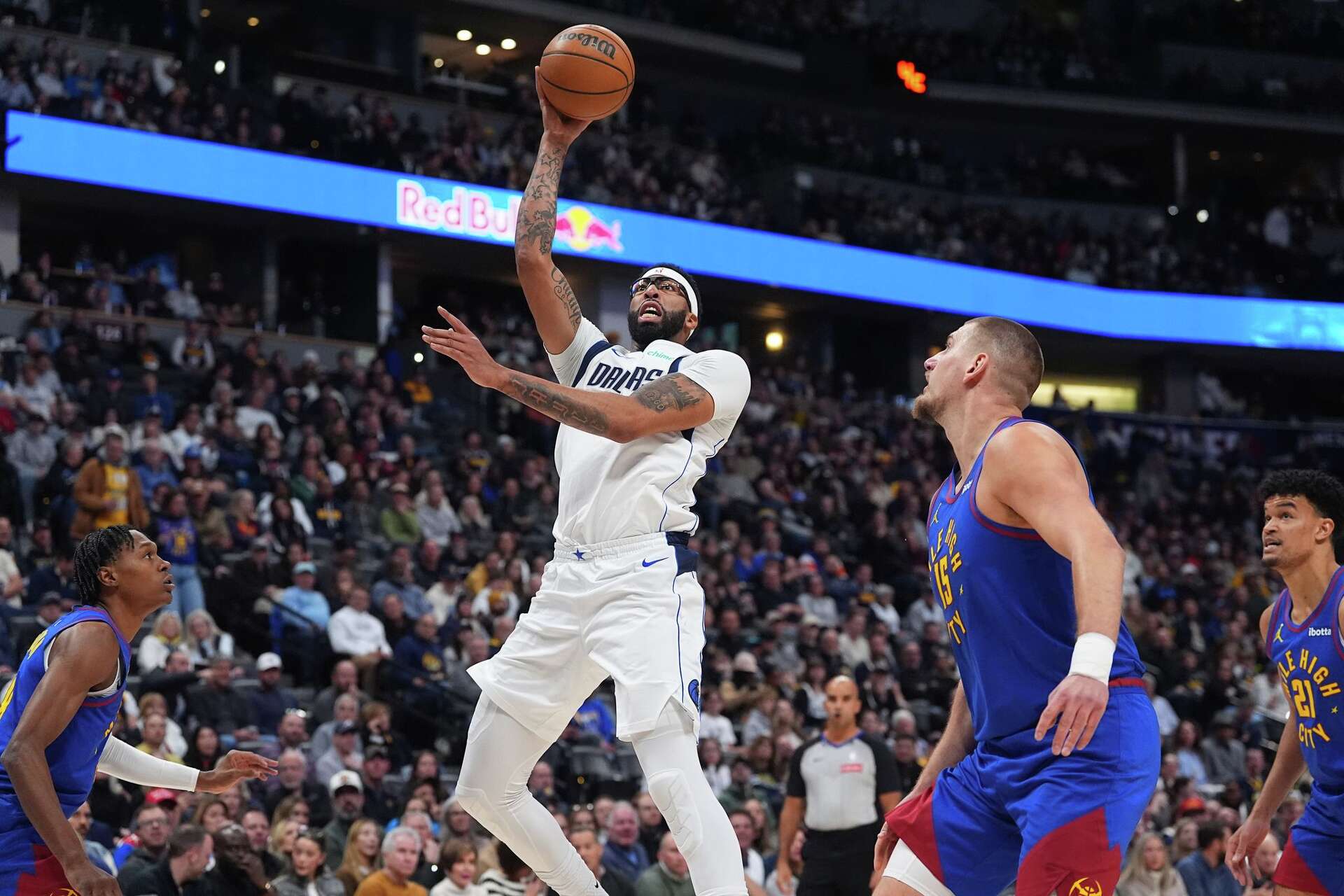 Anthony Davis Explains Why He Prefers Playing As A Power Forward Instead Of  A Center - Fadeaway World, image size:1920x1280