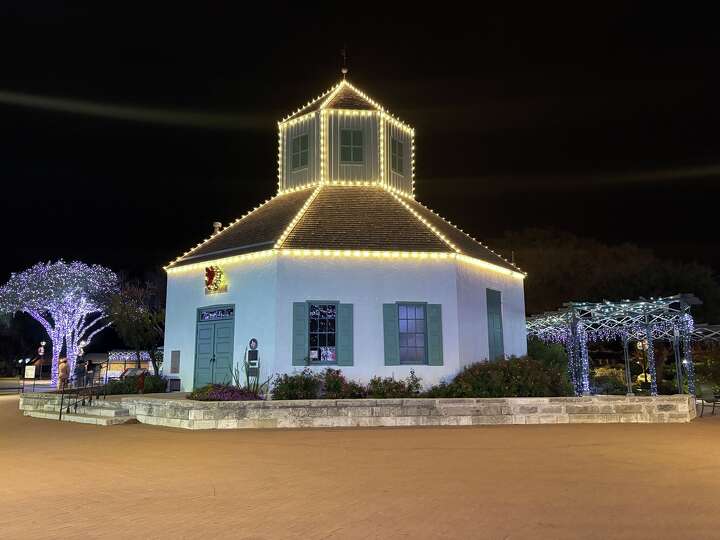 Fredericksburg offers Hallmark holiday movie charm in Texas