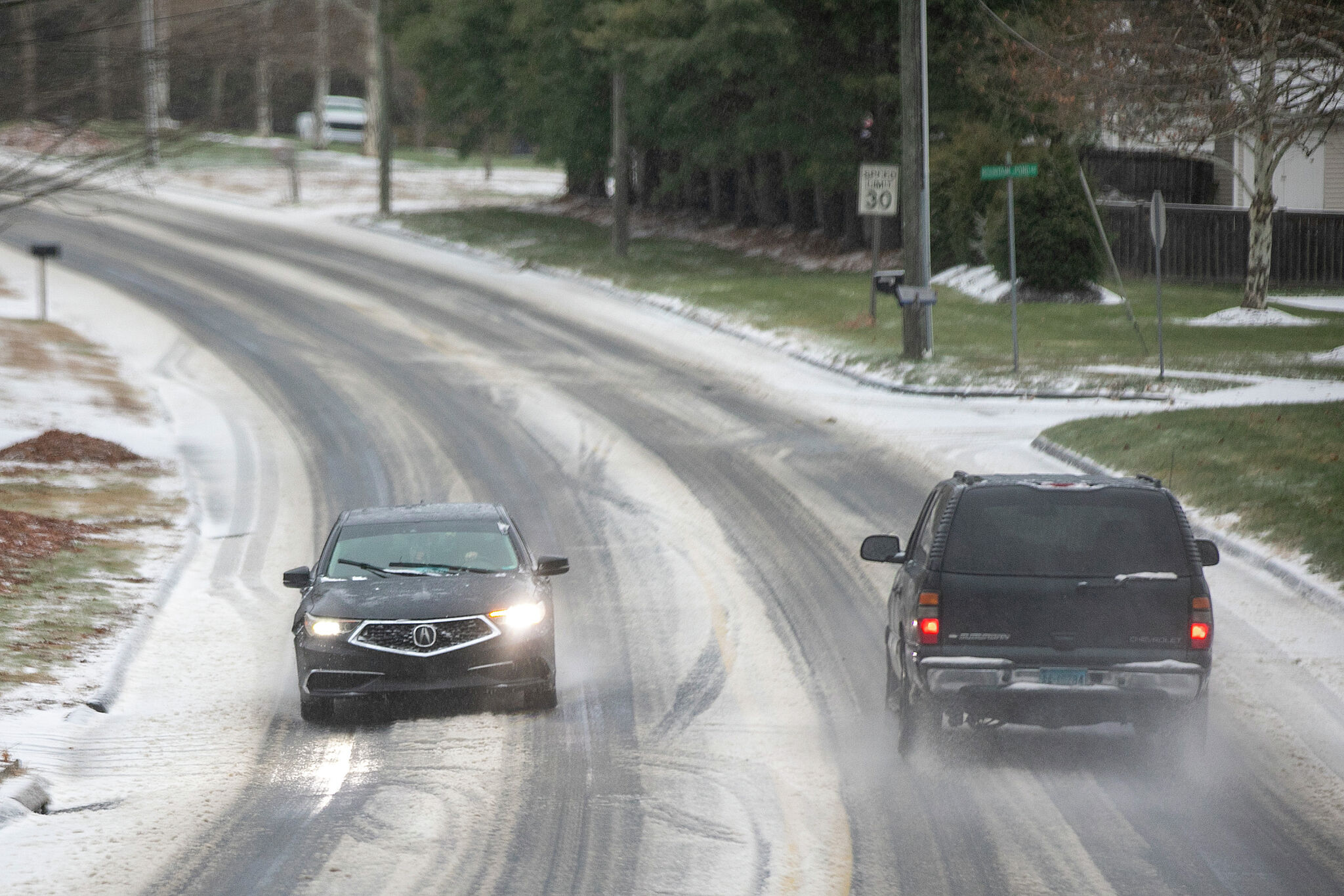 Overnight freeze may cause black ice on Connecticut roads Wednesday