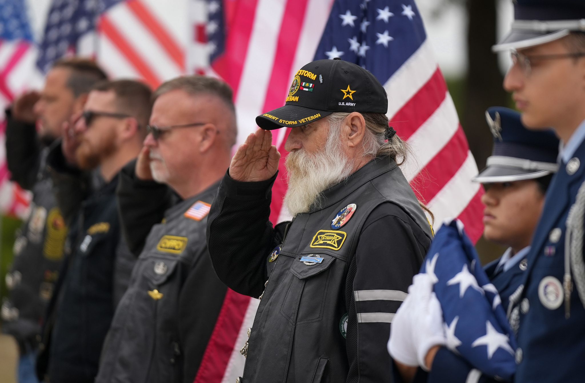 Unaccompanied veteran honored in Killeen burial service