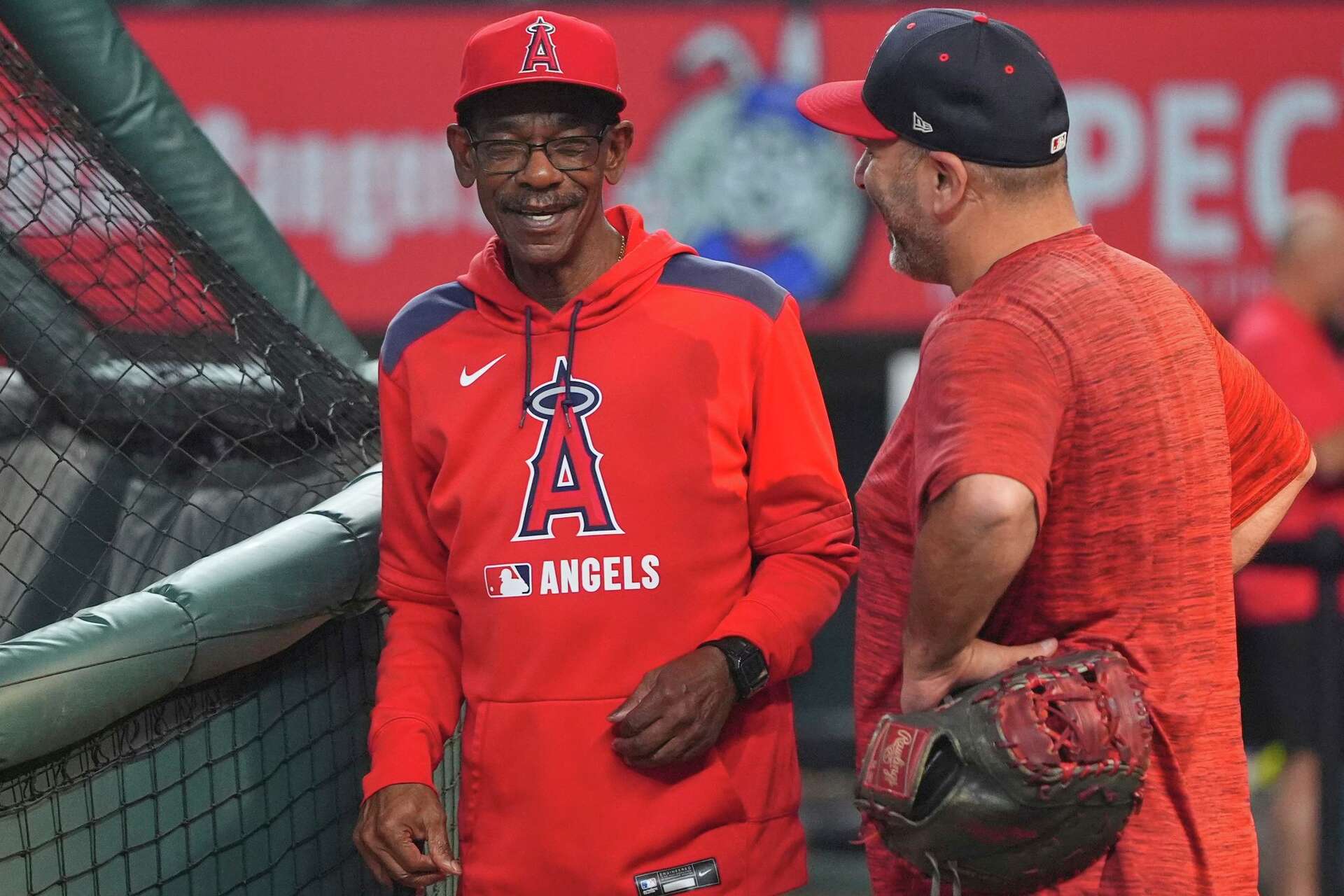 Giants add veteran Ron Washington to staff as infield coach
