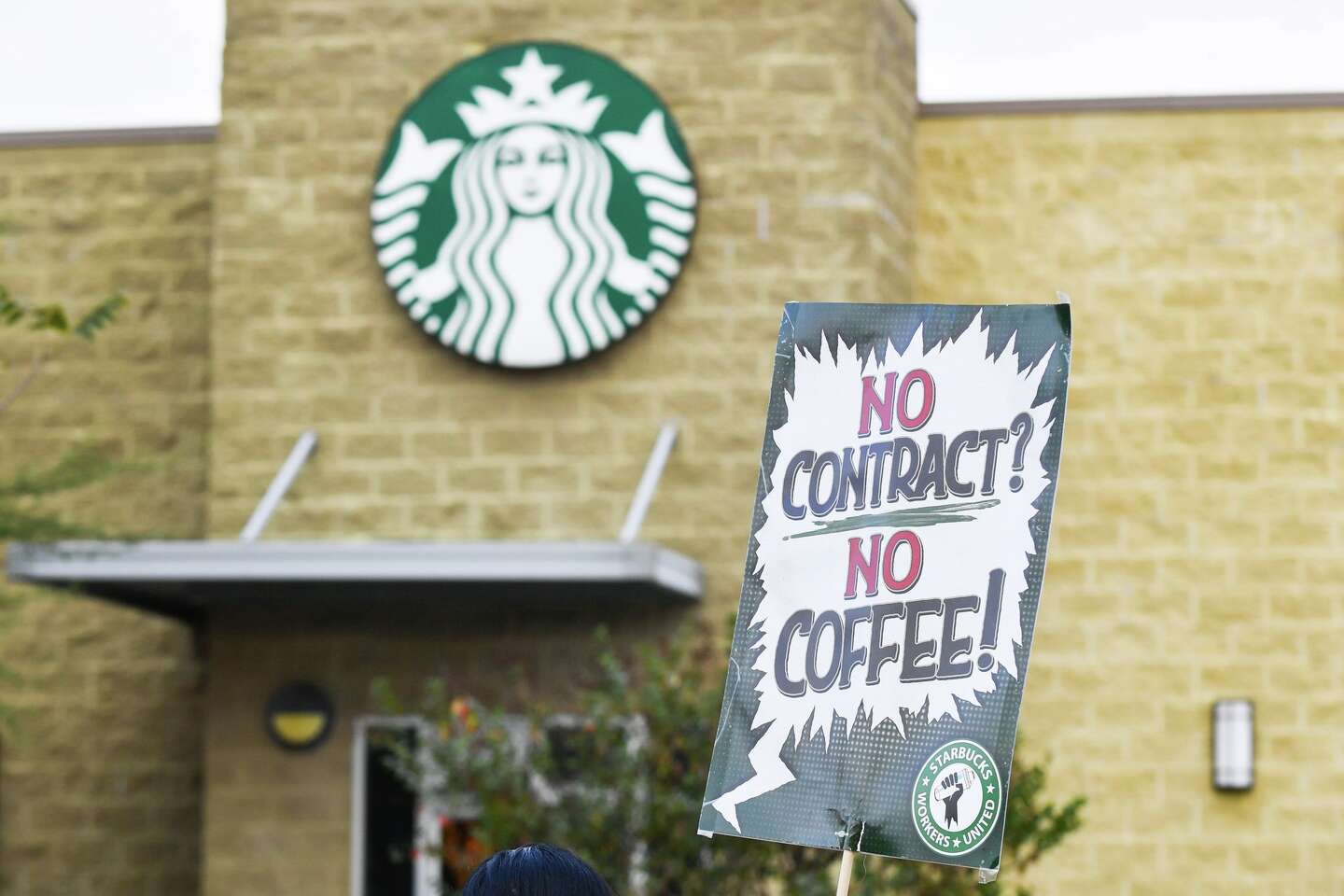 San Antonio Starbucks baristas on strike for better pay, hours