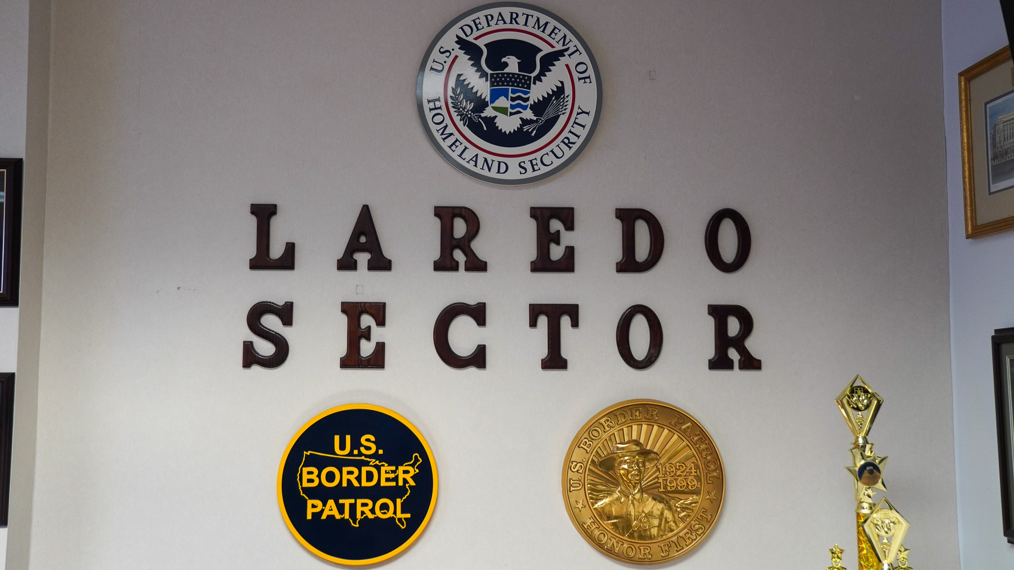 Laredo Border Patrol arrests two U.S. citizens in smuggling case
