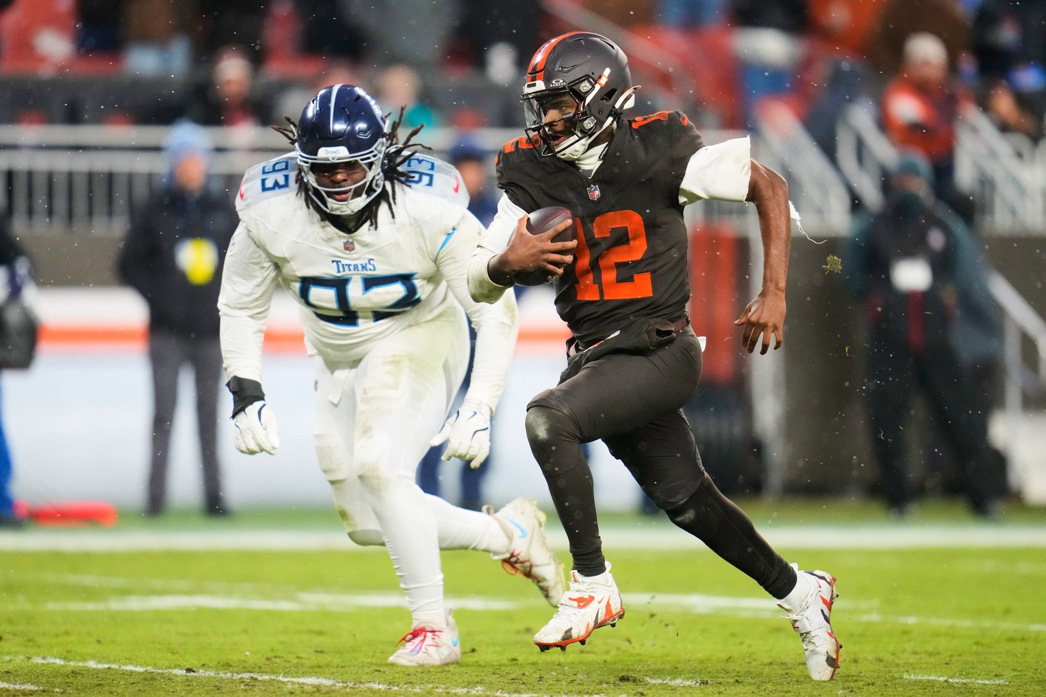 Shedeur Sanders' first 300-yard game not enough as key mistakes prevent  Browns from beating Titans