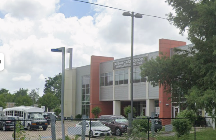 chron.com - Allyson Ackerman - Houston ISD cancels high school robotics team trip to state championship