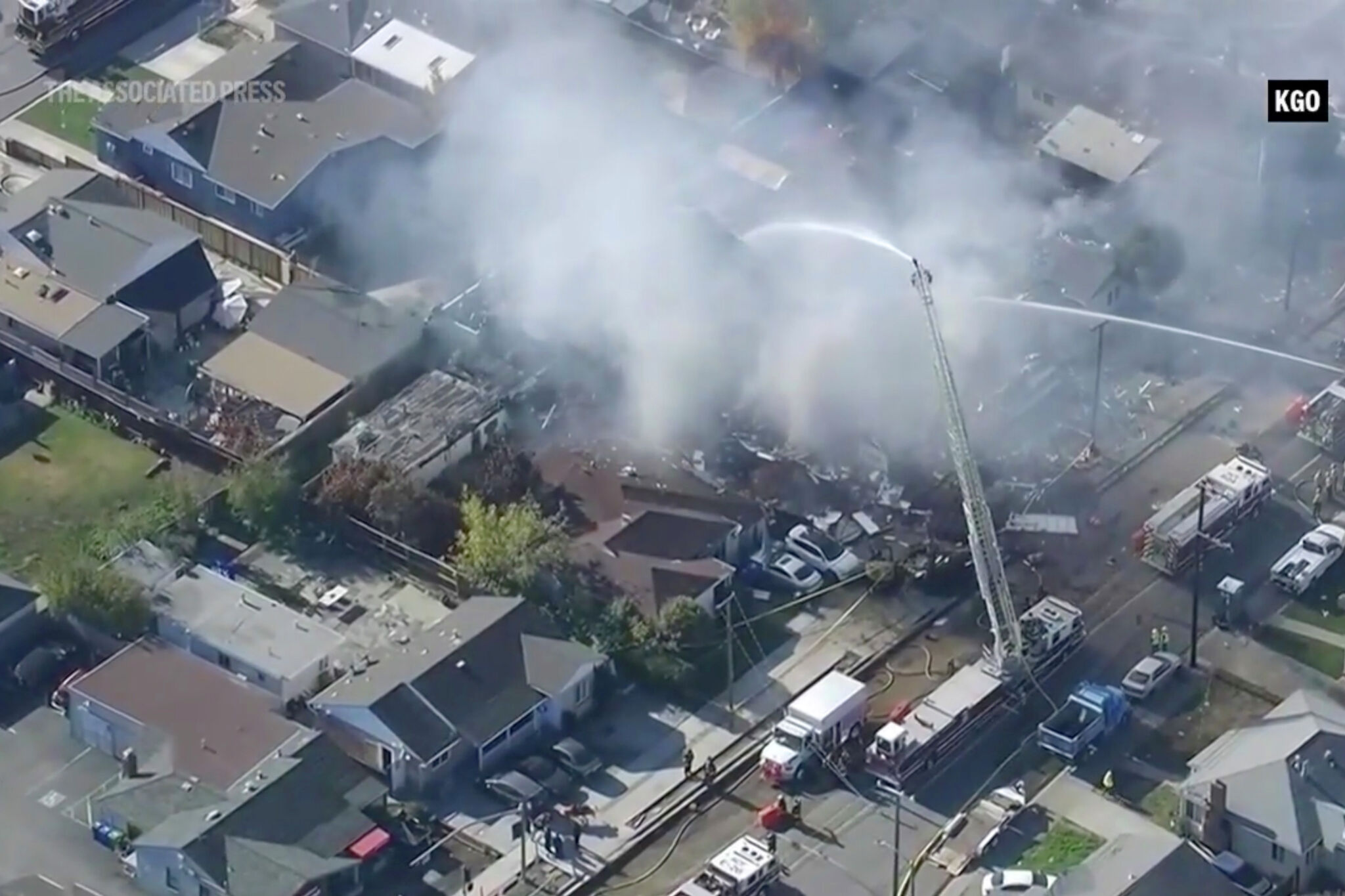 6 hospitalized after explosion in Bay Area neighborhood