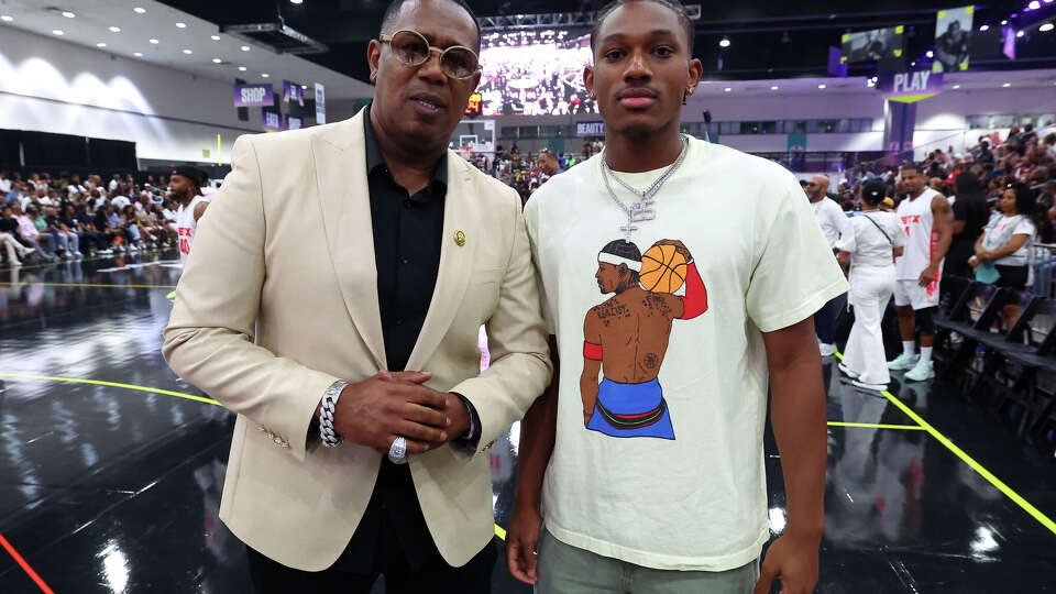 UH guard Mercy Miller (right) called playing against the New Orleans team his famous father Percy — aka rapper Master P — is the GM and assistant coach for