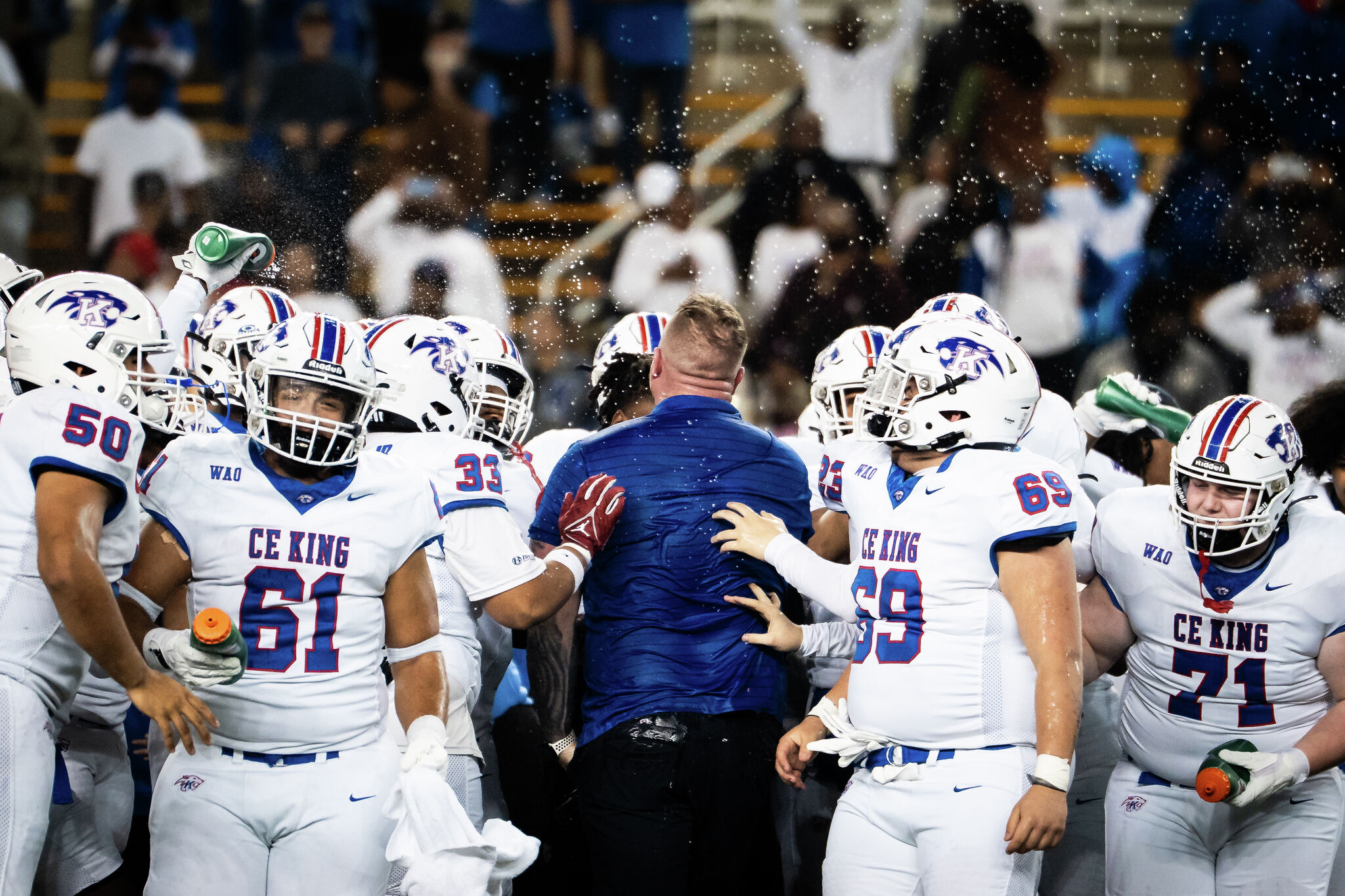 High School Standings, image size:2048x1365