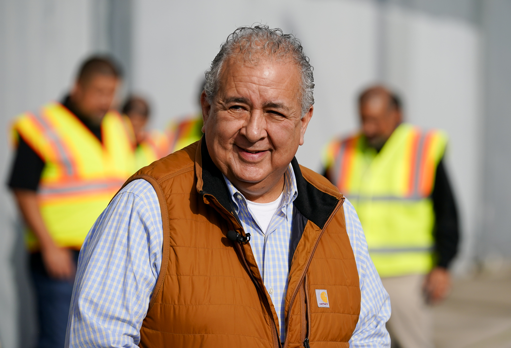 As SAWS pushes to raise water rates, CEO gets $132,000 bonus