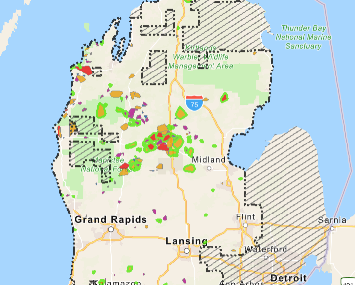 Over 115,000 now without power across Michigan due to winter storm