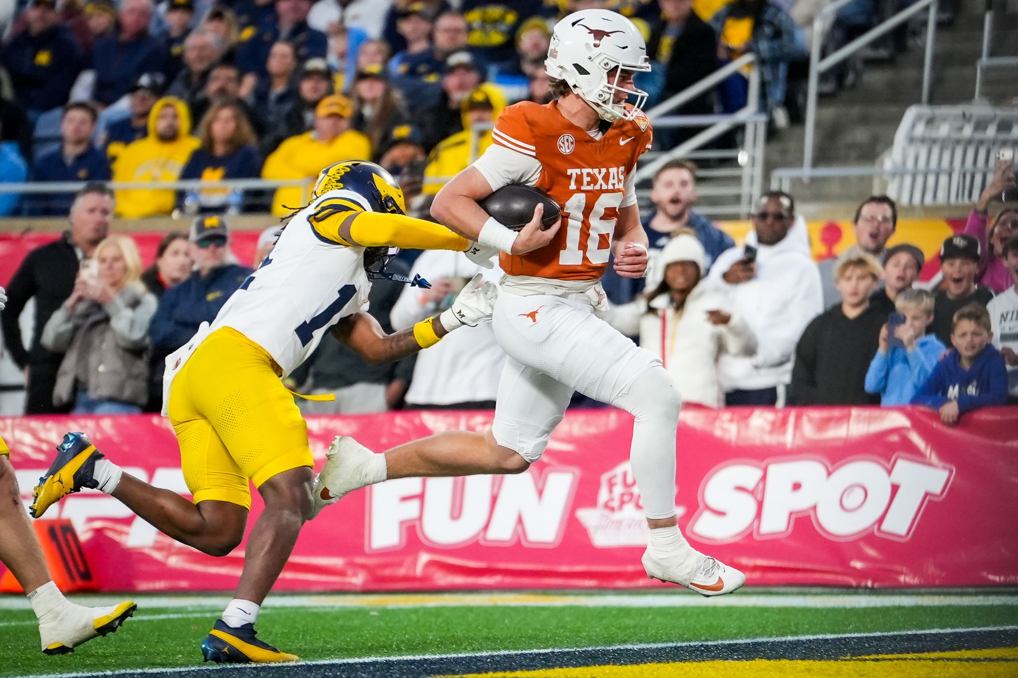 Where I rank Texas football's Arch Manning among 2026's top college quarterbacks | Golden